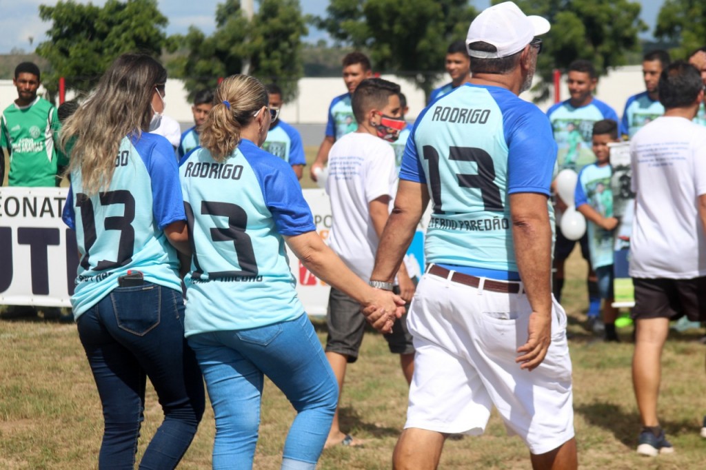 ⚽O Retorno do Campeonato Municipal de Futebol "Rodrigo Tavares" foi cheio de homenagens e emoções.